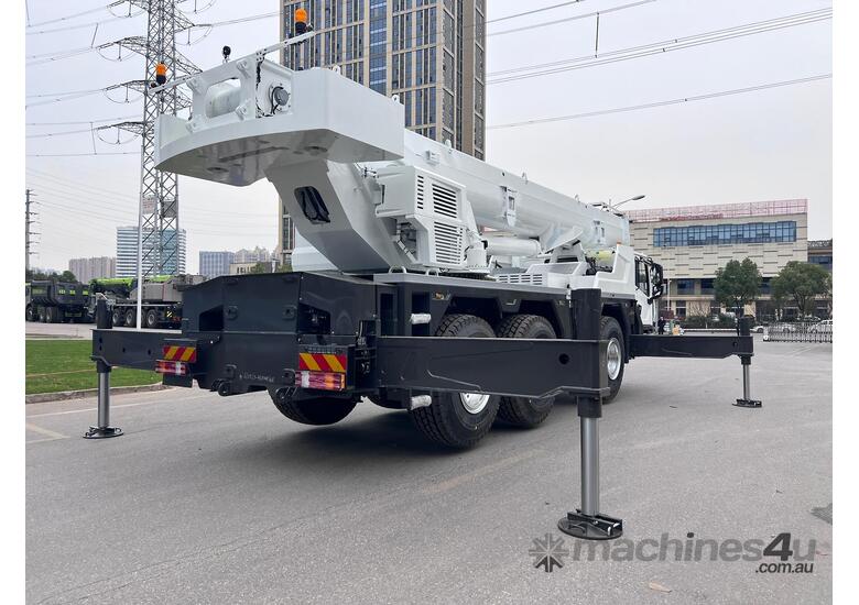 2025 Zoomlion ZAT600 