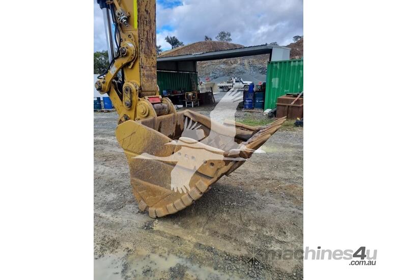 caption 2018 CATERPILLAR 336FL
