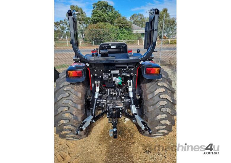 caption 2024 CASE IH FARMALL 35B ROPS TRACTOR