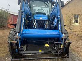 2016 New Holland T6.160 Auto Command - picture0' - Click to enlarge