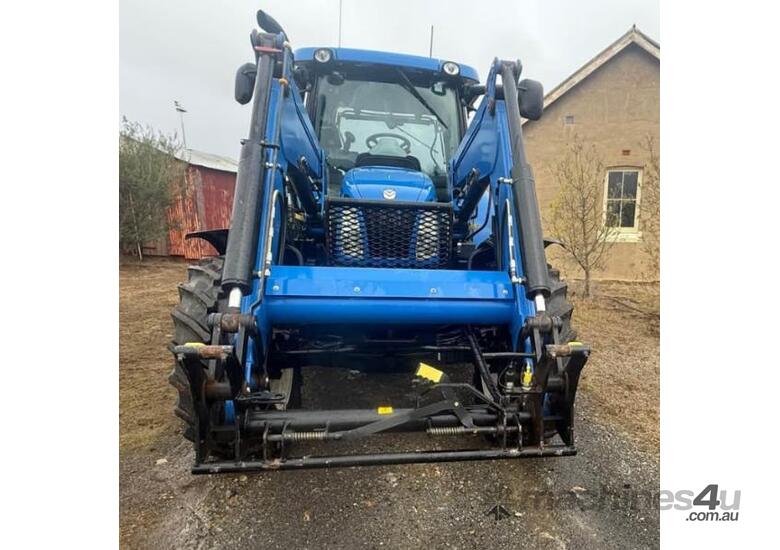 caption 2016 New Holland T6.160 Auto Command