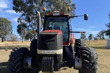 2009 CASE IH 275 MAGNUM TRACTOR