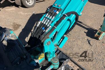 Kobelco SK17SR-3 Rubber Tracked Excavator