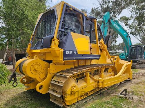 1990 KOMATSU D85E-21 DOZER WITH WINCH & GRAPPLE