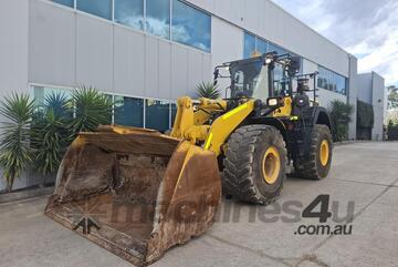 Komatsu 2022   WA480-8