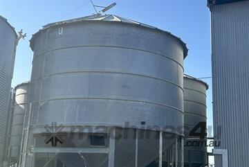 90 TONNE SILO