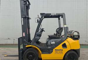 Used Komatsu Forklift FG25HT-17 4.5M FV 2 Stage Mast
