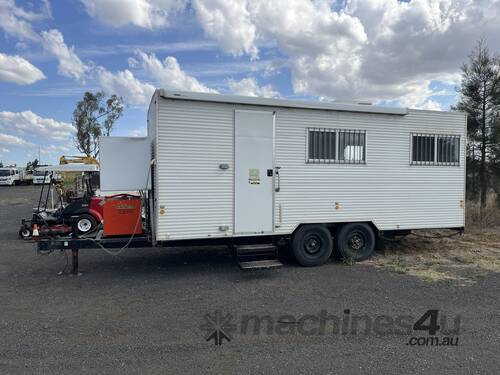 2016 Traymark Caravan/Portable Office