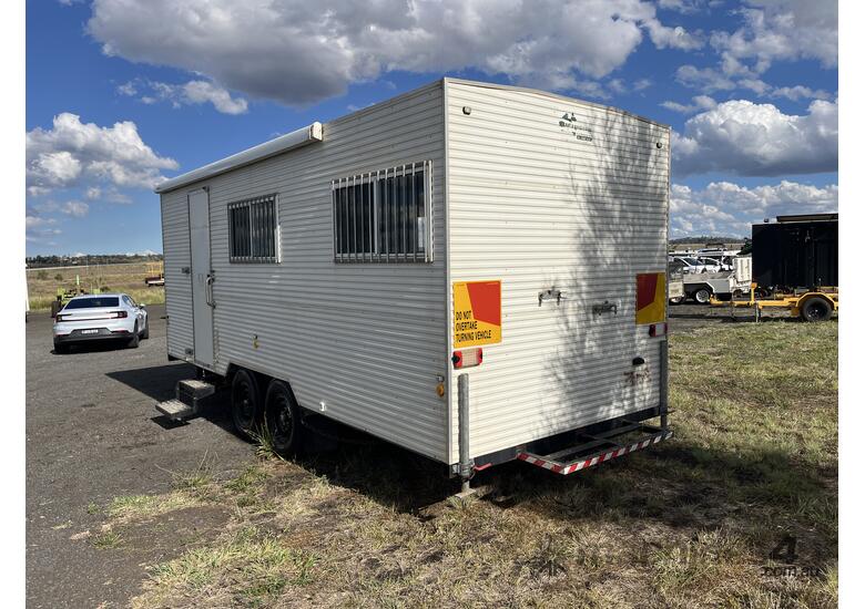 2016 Traymark Caravan/Portable Office