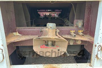 2017 Barker Heavy Duty Tri Axle Tri Axle Skel Trailer