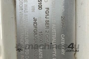 2010 Hino 500 1527 FG8J Dual Control Road Sweeper 2010 Hino 500 1527 FG8J Dual Control Road Sweeper