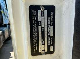 2007 Isuzu FRR550  Curtain Sider - picture2' - Click to enlarge