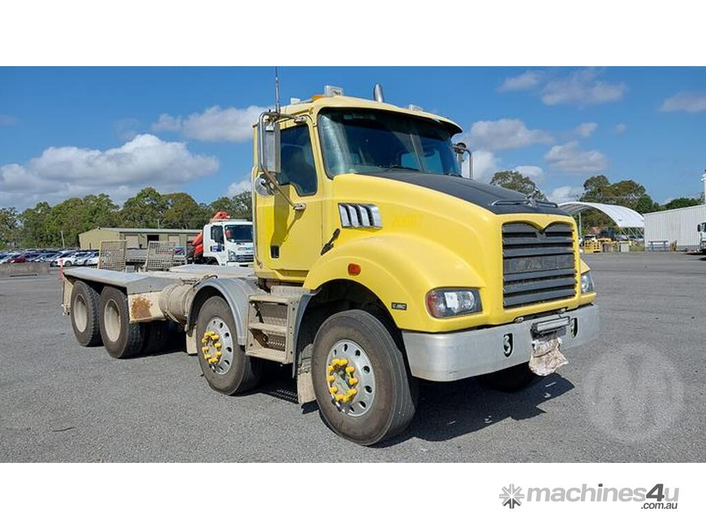 Buy Used Mack METROLINER Tipper Trucks (1181798)