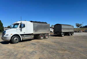Freightliner Columbia CL112 Tipper Truck
