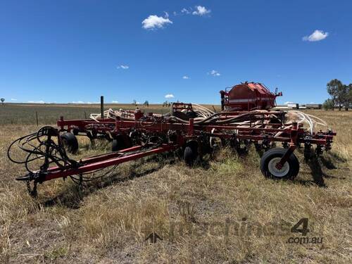 2011 Morris 7240 Air Seeder