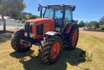 Kubota   M126GX Tractor