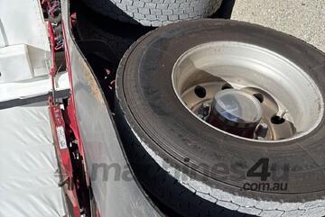 2013 Kenworth T609 6x4 Sleeper Cab Prime Mover