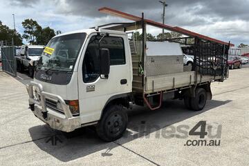 2005 Isuzu N-Series NC 4x2 Tray Truck