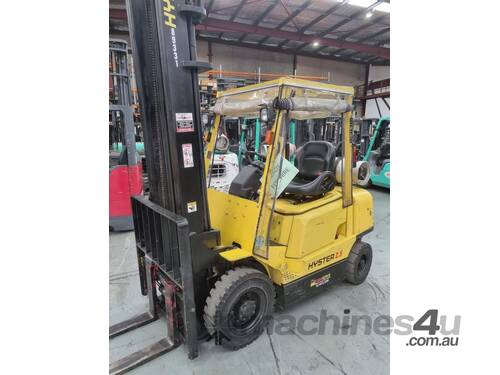HYSTER 2.5T LPG FORKLIFT – LOW HOURS