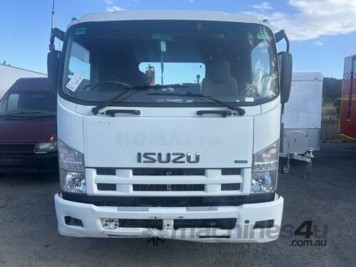 2012 Isuzu FRR600 Service Body