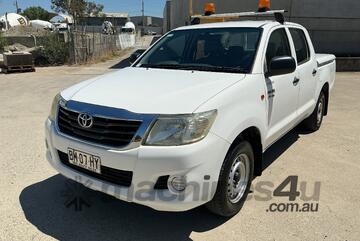 2011 Toyota Hilux SR Dual Cab 4x2 V6 Petrol