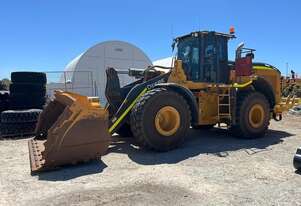 2020 John Deere 824L Wheel Loaders