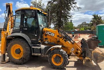 Jcb 2018   3CX BACKHOE U4993