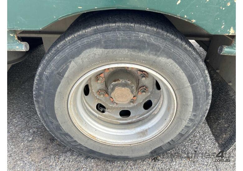 2011 Maxitrans ST3-OD Tri Axle Drop Deck Trailer