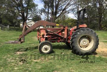 International   B414 Tractor