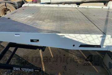 2023 Hino 300 series Tipper / Tilt Tray