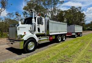 2014 Western Star 4800 and super dog, Cummins e5 with 0kms on rebuild, 18sp, rocklined bodies