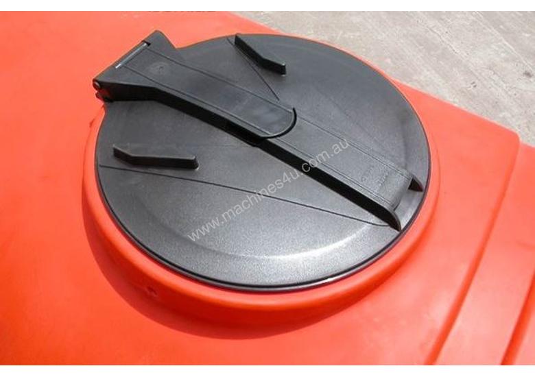 caption Polymaster FTRT1200D Pump Tank