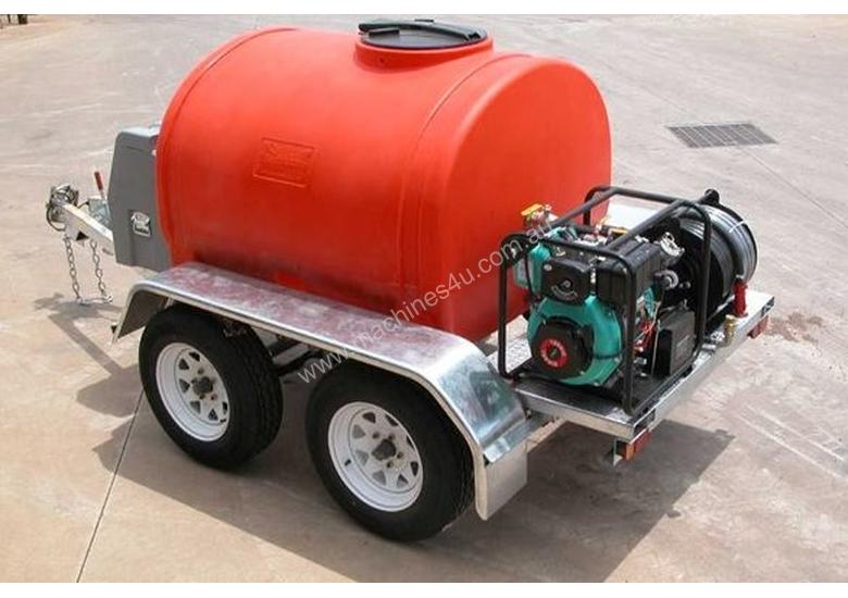 caption Polymaster FTRT1200D Pump Tank