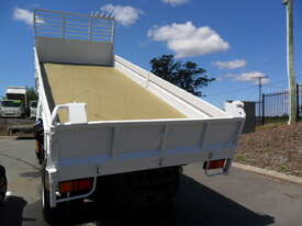 2008 UD PK9 CRANE TIPPER - picture2' - Click to enlarge