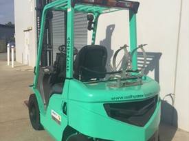  MITSUBISHI FG25ZN 2.5 Tonne Forklift - picture0' - Click to enlarge