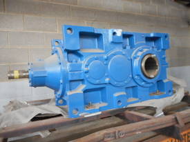 REDUCTION GEARBOX R/A - Internal - picture3' - Click to enlarge