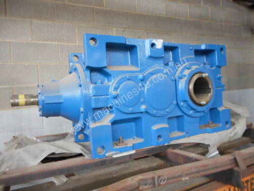 REDUCTION GEARBOX R/A - Internal