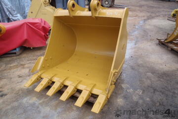 AHA Digging Bucket Suit 20 Tonner  