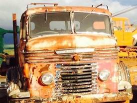 COMMER 1958 PETROL 6 Cylinder - picture0' - Click to enlarge