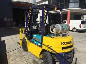 Komatsu Forklift - picture2' - Click to enlarge