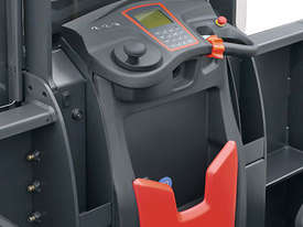 Linde Series 5213 V Electric Order Pickers - picture2' - Click to enlarge