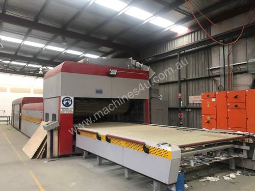 Furnace Machine for glass toughening on sell!
