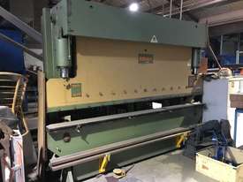  Brake Press For Sale - picture0' - Click to enlarge