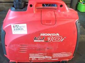 Honda Generator EU 10i Inverter Petrol 240 Volt Power Supply - picture0' - Click to enlarge
