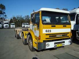 Iveco Acco Cab chassis Truck - picture0' - Click to enlarge
