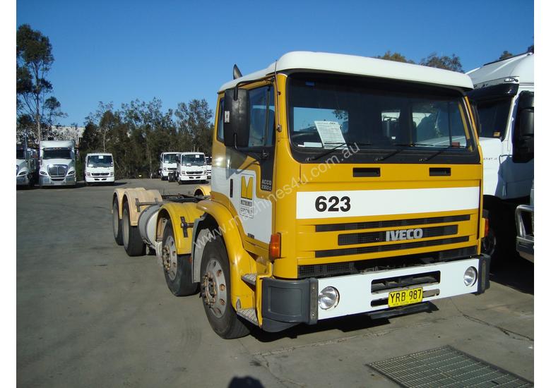 caption Iveco Acco Cab chassis Truck