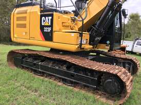 2016 323FL Caterpillar Excavator - LOW HOURS - Dec 2016 20t 23t  - picture0' - Click to enlarge