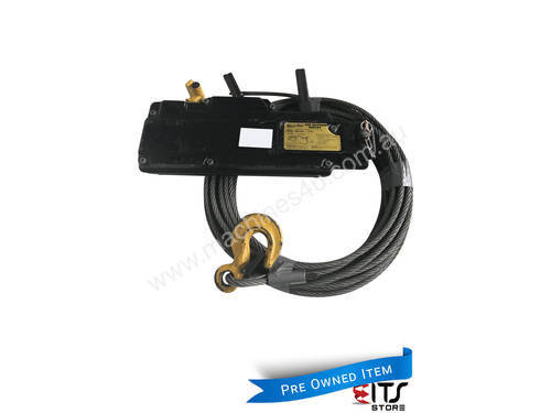 Black Rat Wire Rope Winch Manual Operation 4WD Recovery System