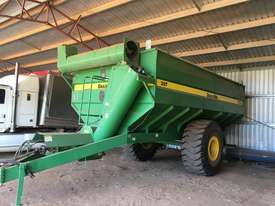 Tru Fab Grain King 30T Haul Out / Chaser Bin Harvester/Header - picture0' - Click to enlarge