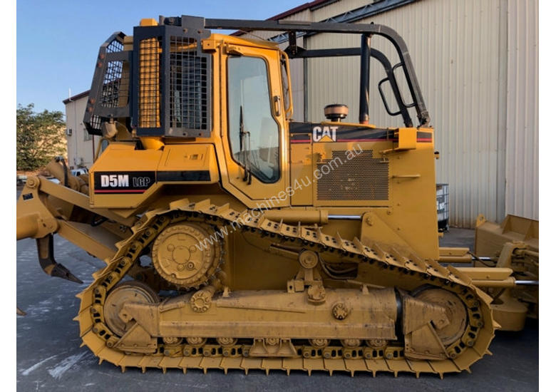 Used Caterpillar D5M Crawler Dozer In , - Listed On Machines4u